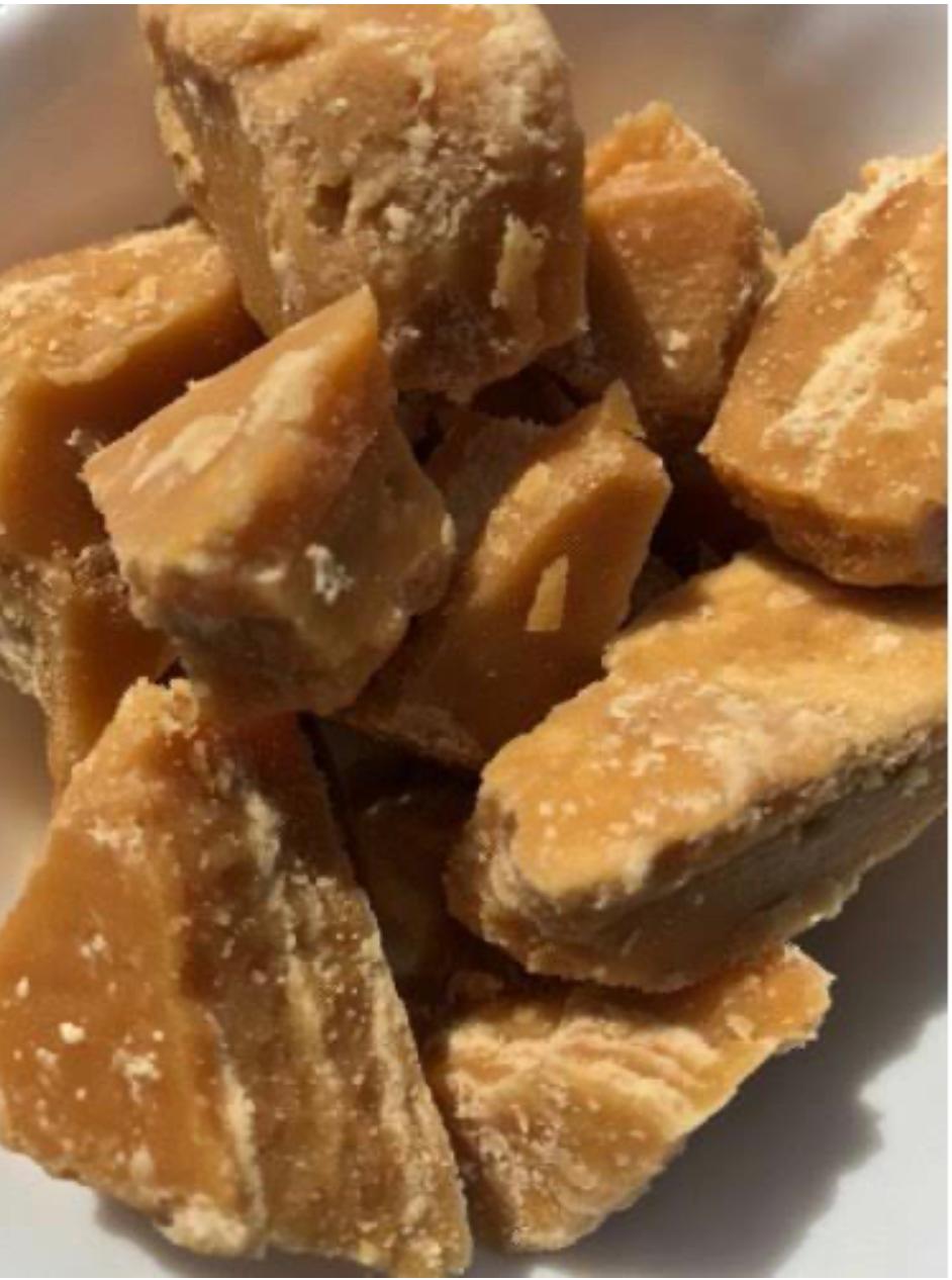 Vedik Greens Jaggery (900 g)